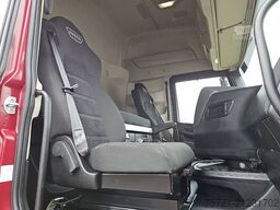 IVECO S-WAY AD440S48