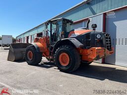 HITACHI ZW220-6*Klima*hydr. Schnellwechsler*11.000h*