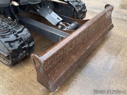 Bobcat E 27z (BE MACHINE / 1197H / INCL KANTELBAK + RI...