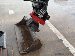 Bobcat E 27z (BE MACHINE / 1197H / INCL KANTELBAK + RI...