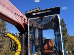 Scania R112 Truck with Crane and Saw