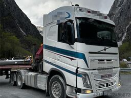 Volvo FH500 truck with a 24 t/m Palfinger crane