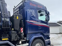 Scania R580 8x2 crane truck – 80 t/m Fassi crane with jib