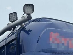 Scania R580 8x2 crane truck – 80 t/m Fassi crane with jib