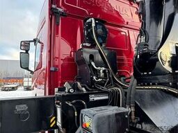 Scania R580 8x2 crane truck with 85 t/m Hiab crane – jib