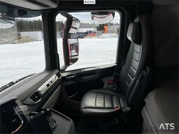 Scania R580 8x2 crane truck with 85 t/m Hiab crane – jib