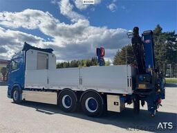 Scania R660 6x4 flatbed truck with rear-mounted 23 tonne-