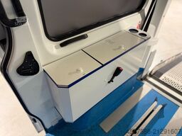 MERCEDES-BENZ Sprinter II 316 CDI L1*RTW*KTW*LIEGE*TRAGESTUHL