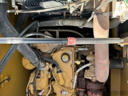 CATERPILLAR 325 07E / Planierschild / OilQuick