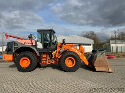 HITACHI ZW250-5B / Waage