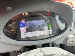 HITACHI ZW250-5B / Waage