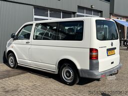 VW Transporter Kombi 1.9 TDI 300 9-Persoons APK 02...
