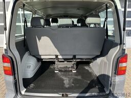VW Transporter Kombi 1.9 TDI 300 9-Persoons APK 02...