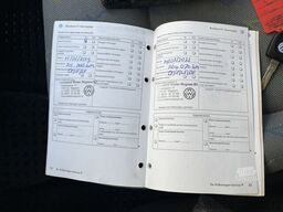 VW Transporter Kombi 1.9 TDI 300 9-Persoons APK 02...