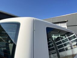 VW Transporter Kombi 1.9 TDI 300 9-Persoons APK 02...