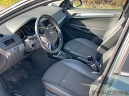 OPEL Astra H Caravan Innovation 