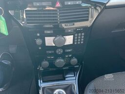 OPEL Astra H Caravan Innovation 