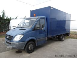 Mercedes-Benz Sprinter 516