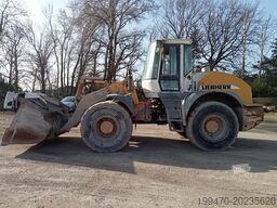 Liebherr L 538