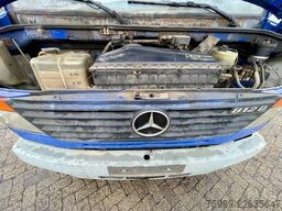 Mercedes-Benz Vario 813 closed box