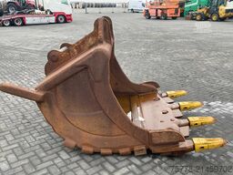 Klepp Mek | S90 | KM90 | TOOTH BUCKET | NEW TEETH | SCHAUFEL
