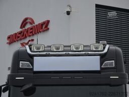 Scania R 580 / V8 / 4 PODUSZKI / KLIMA P NAVI /FULL LED / ACC / 7410