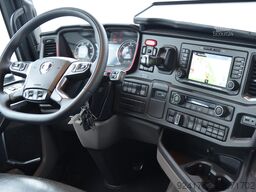 Scania R 580 / V8 / 4 PODUSZKI / KLIMA P NAVI /FULL LED / ACC / 7410