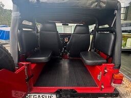 MAHINDRA CL 340 Kaminski Geländewagen Oldtimer 4WD PKW