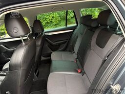 SKODA Octavia 1.6 TDI 85 kW Combi DSG Automatik Navi
