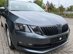 SKODA Octavia 1.6 TDI 85 kW Combi DSG Automatik Navi