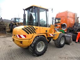 Volvo L 30 B