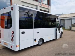MERCEDES-BENZ 30 Sitzer Schulbus Transferbus 519 Stock