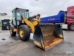 Caterpillar 906M