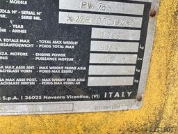 Komatsu PW75 Wheeled Excavator w/ Tilting Grading Bucket –