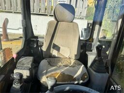 Komatsu PW75 Wheeled Excavator w/ Tilting Grading Bucket –