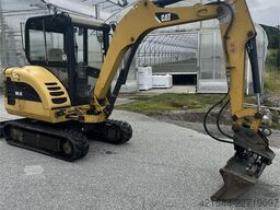 Caterpillar 302.5C Excavator with hydraulic grading bucket, to