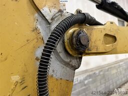 Caterpillar 302.5C Excavator with hydraulic grading bucket, to