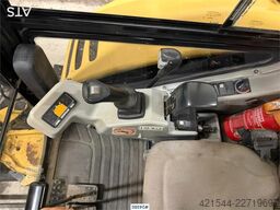 Caterpillar 302.5C Excavator with hydraulic grading bucket, to