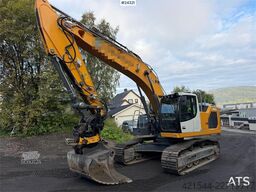 Liebherr R930 LC excavator w/ 2 buckets and GPS. WATCH VIDE
