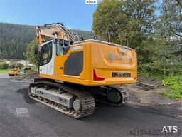 Liebherr R930 LC excavator w/ 2 buckets and GPS. WATCH VIDE