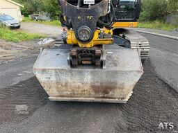 Liebherr R930 LC excavator w/ 2 buckets and GPS. WATCH VIDE