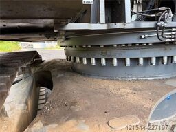 Liebherr R930 LC excavator w/ 2 buckets and GPS. WATCH VIDE
