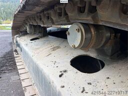 Liebherr R930 LC excavator w/ 2 buckets and GPS. WATCH VIDE