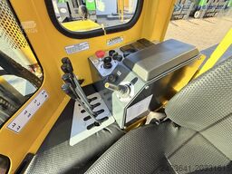 Combilift C3000 GAS TRIPLEX 7600MM FREE-LIFT