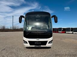 MAN R08 Lion?s Coach