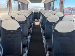 MAN R08 Lion?s Coach