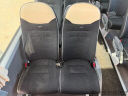 MAN R08 Lion?s Coach