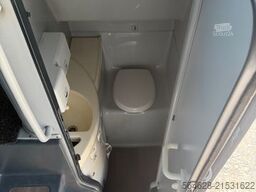 MAN R08 Lion?s Coach