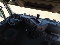 Iveco Stralis HiWay