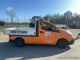 Nissan eNV200 Electric Tipper